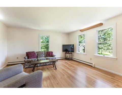 41 Fairfield St, Maynard, MA 01754 photo 4