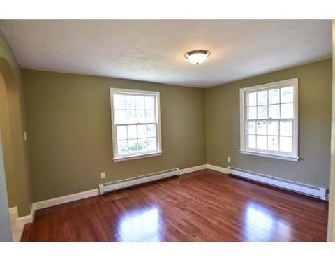 29 Maybrook Rd, Springfield, MA 01129 photo 10