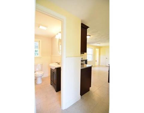 29 Maybrook Rd, Springfield, MA 01129 photo 13