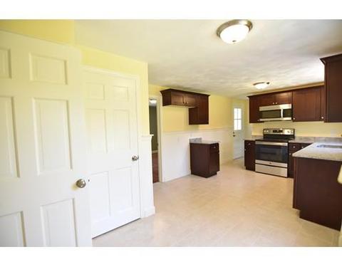 29 Maybrook Rd, Springfield, MA 01129 photo 5