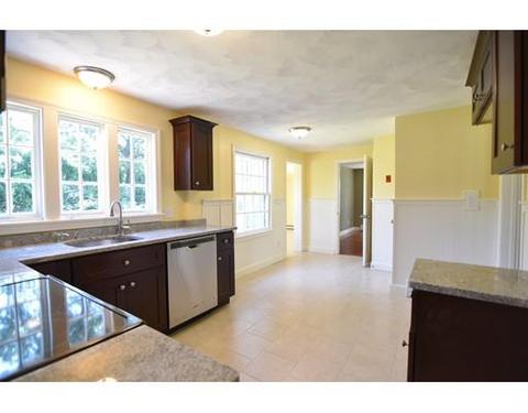 29 Maybrook Rd, Springfield, MA 01129 photo 6