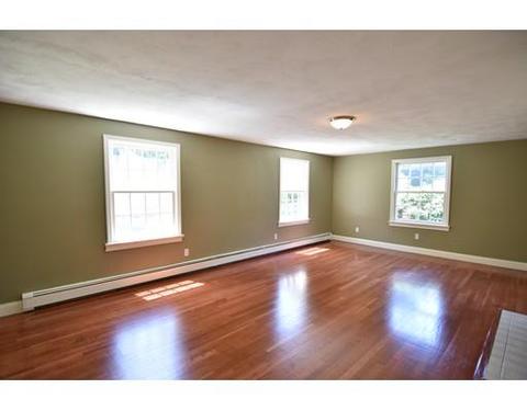 29 Maybrook Rd, Springfield, MA 01129 photo 8