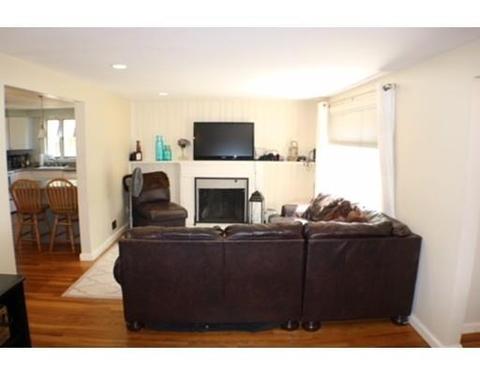 7 Rowell Rd, Danvers, MA 01923 photo 2