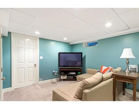 10 Camelot, Hingham, MA 02043 photo 21