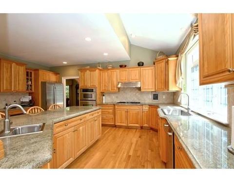 5 Milbery Ln, Acton, MA 01720 photo 2