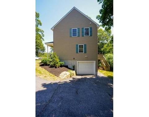 23 Lander St, Saugus, MA 01906 photo 4
