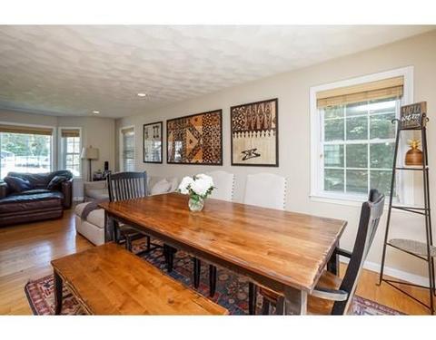 23 Lander St, Saugus, MA 01906 photo 8