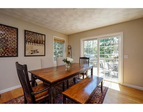 23 Lander St, Saugus, MA 01906 photo 9