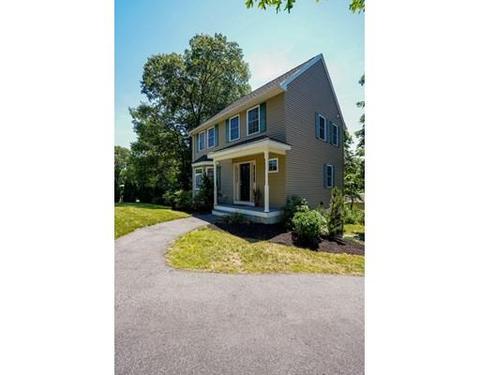 23 Lander St, Saugus, MA 01906 photo 3