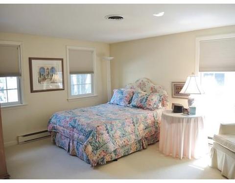79 Mackintosh Ave, Needham, MA 02492 photo 18