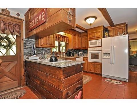 9 Glen Ave, Upton, MA 01568 photo 6