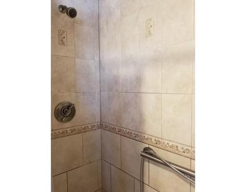 31 Crowningshield Rd, Worcester, MA 01604 photo 9