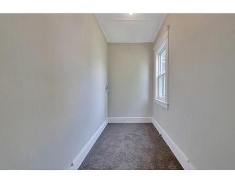 25 Lyndale St, Springfield, MA 01108 photo 16