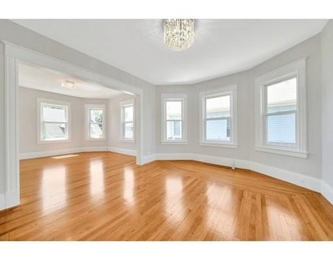 25 Lyndale St, Springfield, MA 01108 photo 4