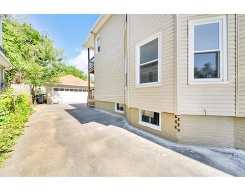 25 Lyndale St, Springfield, MA 01108 photo 17