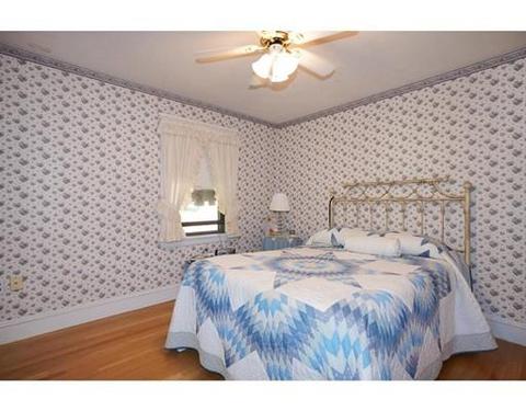 34 Maple, Mendon, MA 01756 photo 10