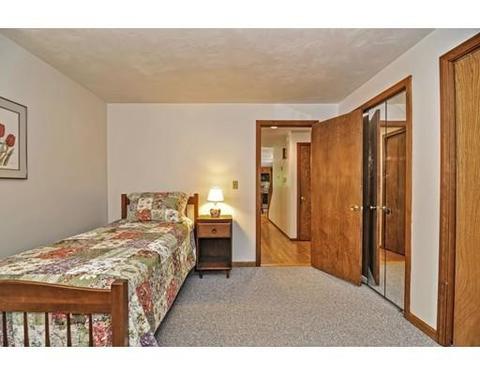 101 Glen Ave, Upton, MA 01568 photo 12