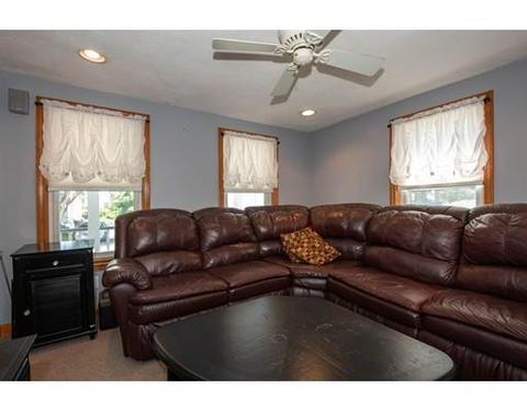 61 Stevens St, Stoneham, MA 02180 photo 6