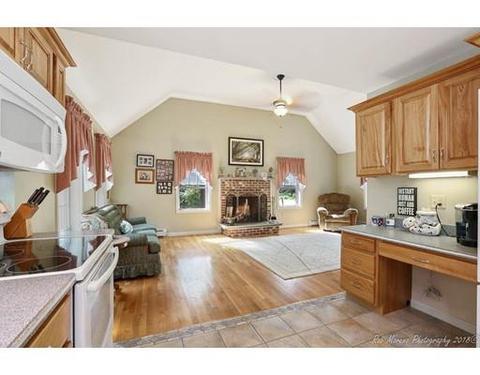 4 Chapman Way, Exeter, NH 03833 photo 8