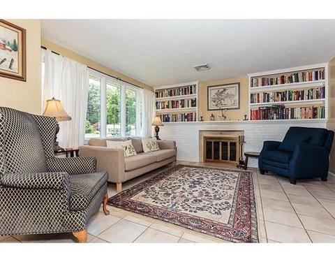 43 Wethersfield Rd, Natick, MA 01760 photo 5