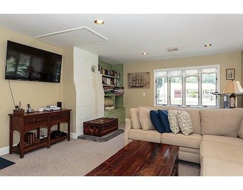 43 Wethersfield Rd, Natick, MA 01760 photo 13
