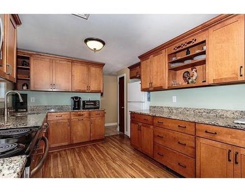 43 Wethersfield Rd, Natick, MA 01760 photo 10