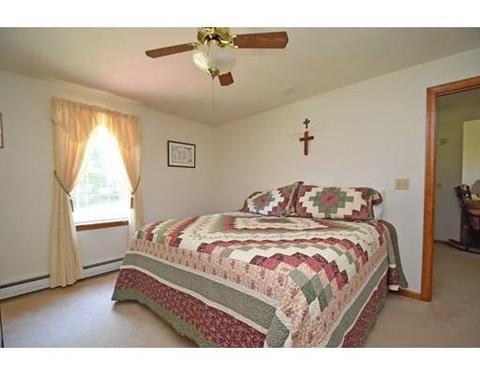 10 Mohawk Ave, Worcester, MA 01603 photo 10