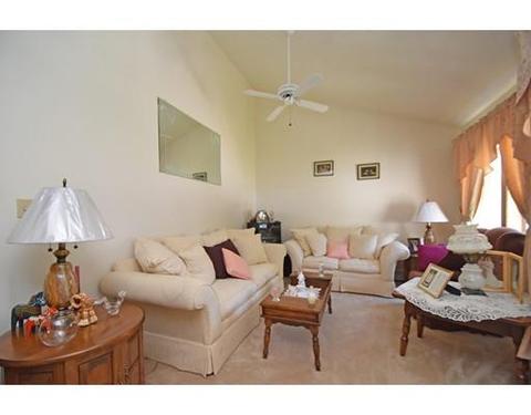 10 Mohawk Ave, Worcester, MA 01603 photo 3