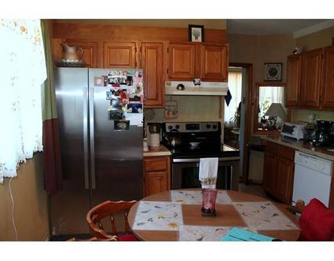 23 Rapalus St, Springfield, MA 01151 photo 7