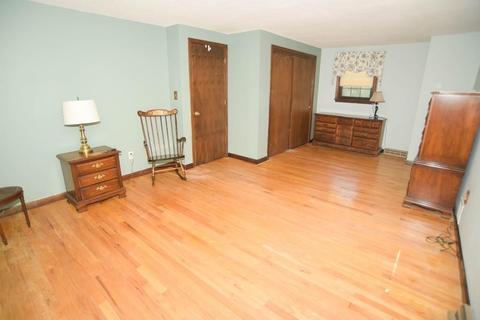 212 Ely Ave, West Springfield, MA 01089 photo 23