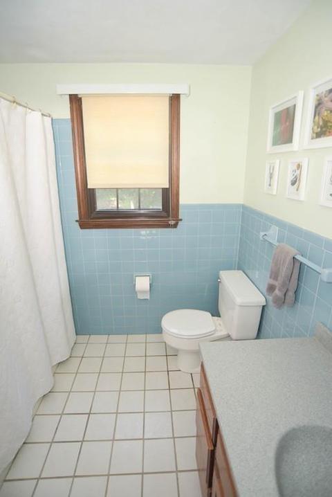 212 Ely Ave, West Springfield, MA 01089 photo 17