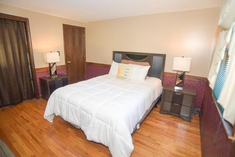 212 Ely Ave, West Springfield, MA 01089 photo 16