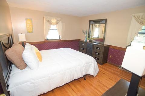 212 Ely Ave, West Springfield, MA 01089 photo 15