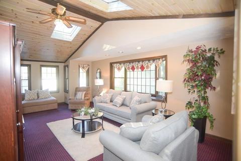 212 Ely Ave, West Springfield, MA 01089 photo 3