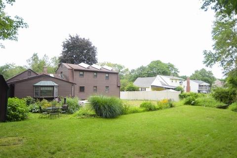 212 Ely Ave, West Springfield, MA 01089 photo 26