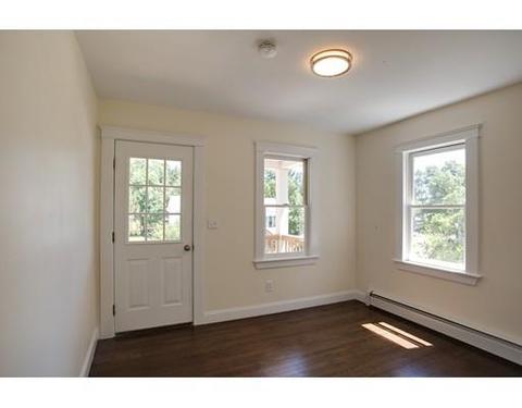 54 Knapp Ave, Worcester, MA 01605 photo 8