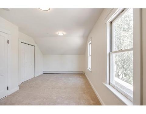 54 Knapp Ave, Worcester, MA 01605 photo 13