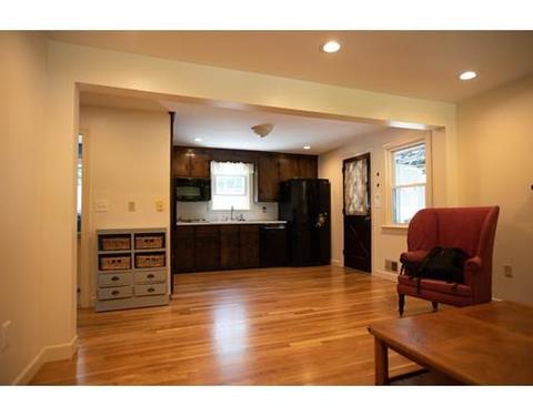 2 Pine St, Ipswich, MA 01938 photo 4