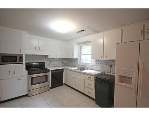 16 Elm Ct, Maynard, MA 01754 photo 3