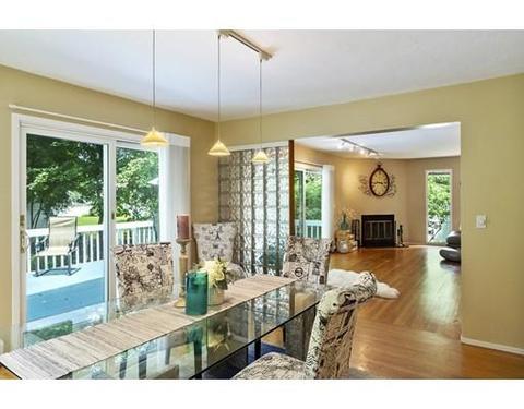 72 Fairview Ave, Reading, MA 01867 photo 7