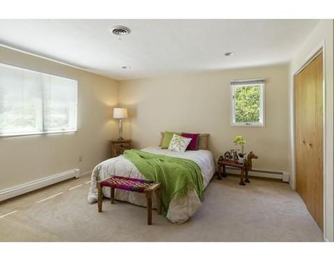 72 Fairview Ave, Reading, MA 01867 photo 17