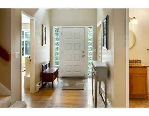 72 Fairview Ave, Reading, MA 01867 photo 4