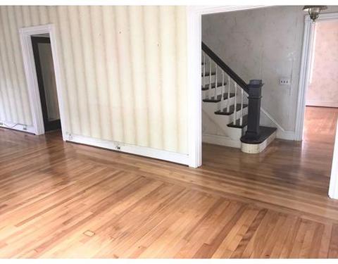 4 Warren St, Danvers, MA 01923 photo 9