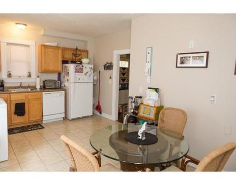 8 Arcadia St, Worcester, MA 01604 photo 7