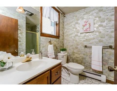 10 Marshall St, Worcester, MA 01604 photo 17