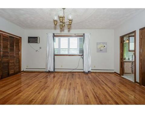 10 Marshall St, Worcester, MA 01604 photo 14