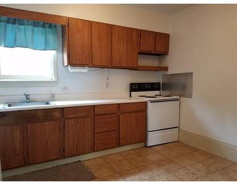 46 Main St, Blackstone, MA 01504 photo 5