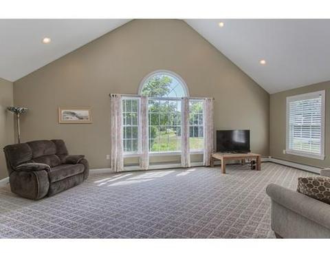 262 North St, Georgetown, MA 01833 photo 5