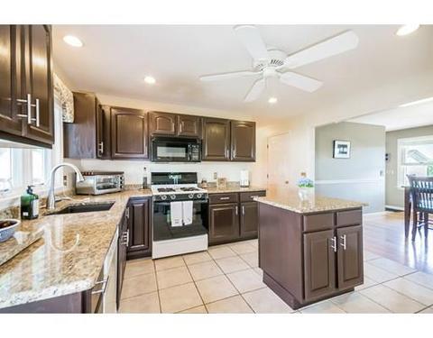 46 Gates Ave, Springfield, MA 01118 photo 10