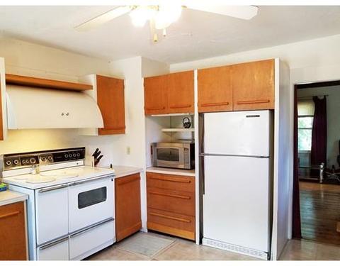2 Ray Hill Rd, Franklin, MA 02038 photo 3